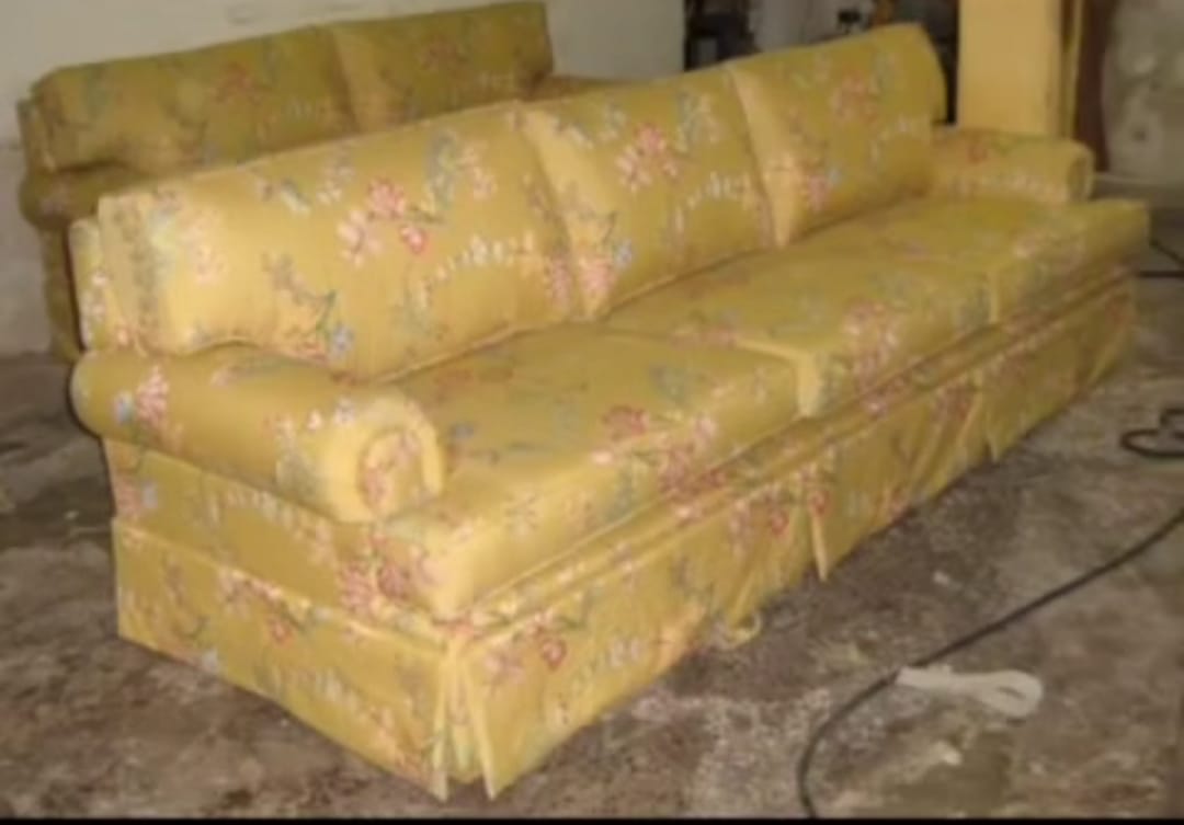 sofa-classico-estofado.jfif